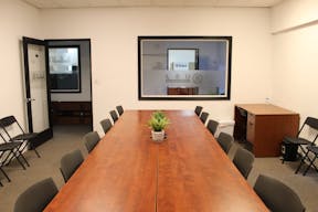 Spacious , quiet and clean room 124 at University of San Jose - Image 3