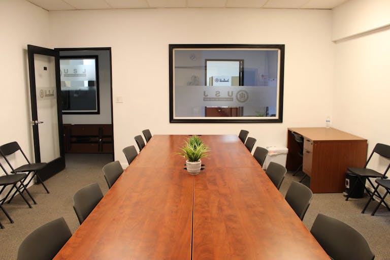 Spacious , quiet and clean room 124 at University of San Jose - Image 3