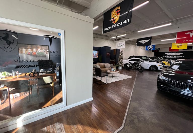Luxury Car Dealership in Warehouse Space - Image 4