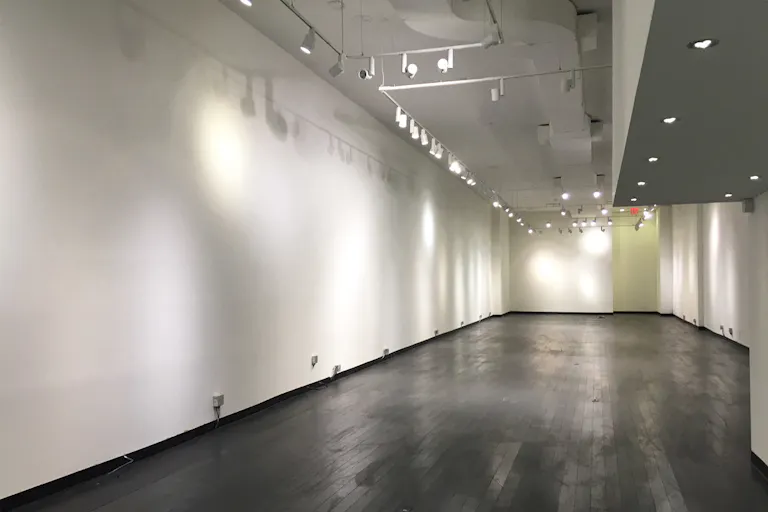 Boutique Space in Soho - Image 4