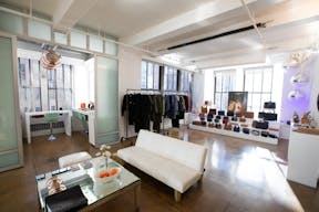 Chic Midtown Penthouse Loft w/ Skyline Views - Image 7