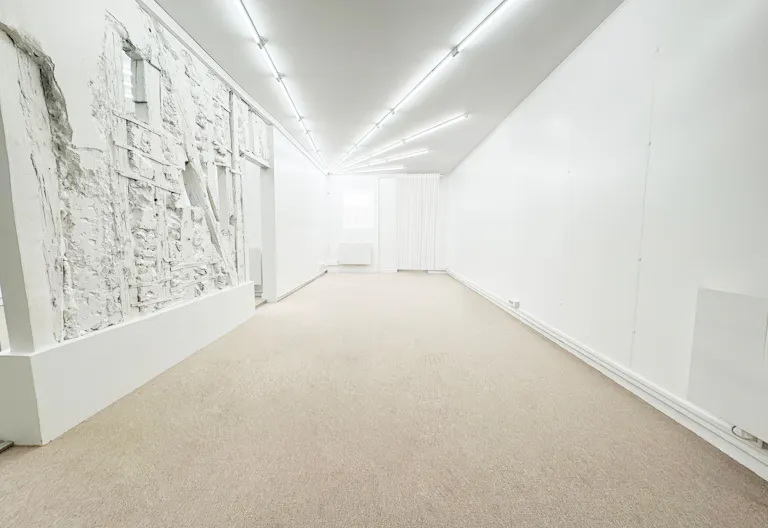 Galerie A PART - au coeur du 10ème arrondissement - Image 2