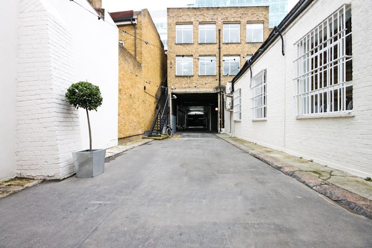 Pop-Up Venue in Shoreditch - Image 3