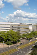 Striking Corner Space on Karl-Liebknecht-Straße with Full-Glass Frontage - Image 20