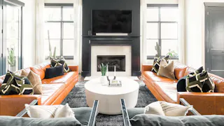 Natural light modern home - Image 0