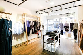 Modern Pop-Up Store in Fitzrovia - Image 1