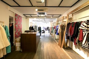 Modern Pop-Up Store in Fitzrovia - Image 2