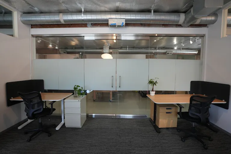 Team Office for 4 - Image 3