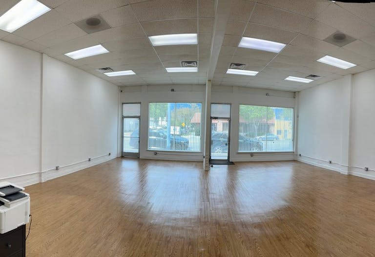 Open Concept Space in Burbank near the studios - Image 0