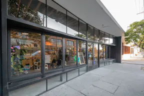 Airy, Urban Oasis in the Arts District - Image 12