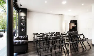 Studio Photo Boutique in Paris - Image 8