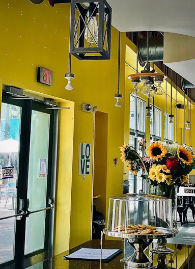 Naturally Lit Lounge in a Vibrant Localle at Stony Point Mall - Image 2