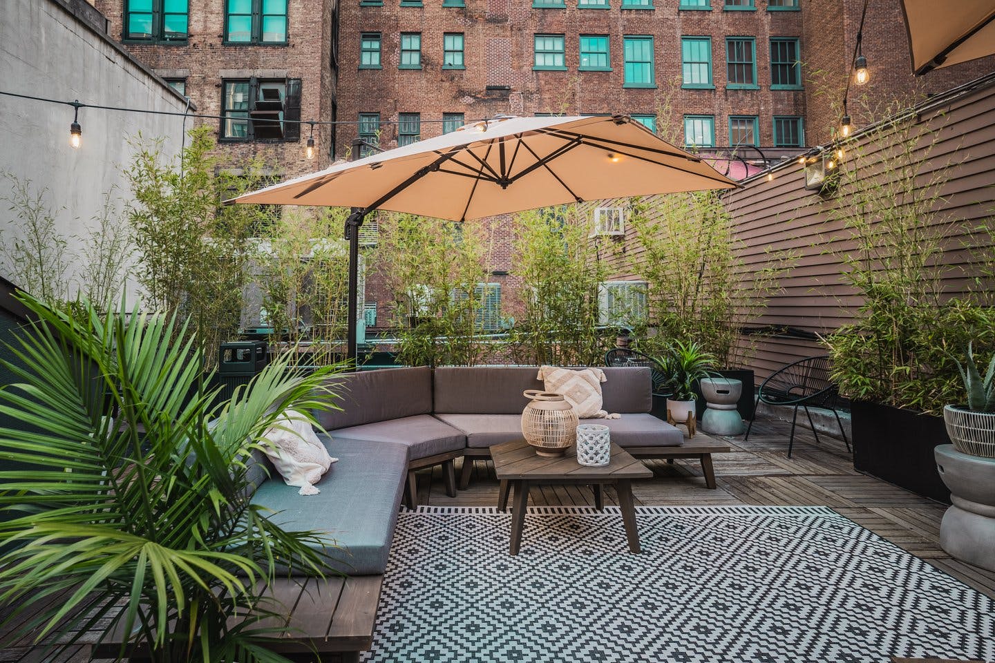 Upscale 232 sqm Loft on West 23rd Street, New York