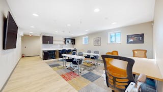 Lawncrest Area Unique Venue - Event and Conference venue for rent - Image 18