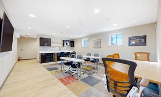 Lawncrest Area Unique Venue - Event and Conference venue for rent - Image 18