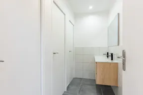 Grand espace moderne - Image 7