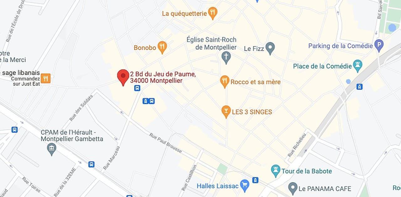 Boutique Shop Busy Area - Montpellier Ecusson District - Image 1