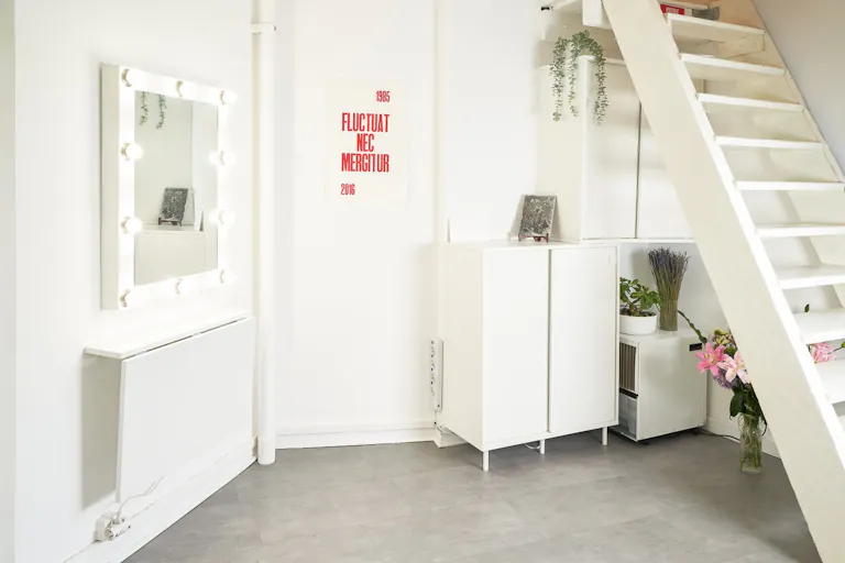 Superbe Photo Studio - avec tous les �l�ments n�cessaires � la bonne r�alisation de vos projets. - Image 1