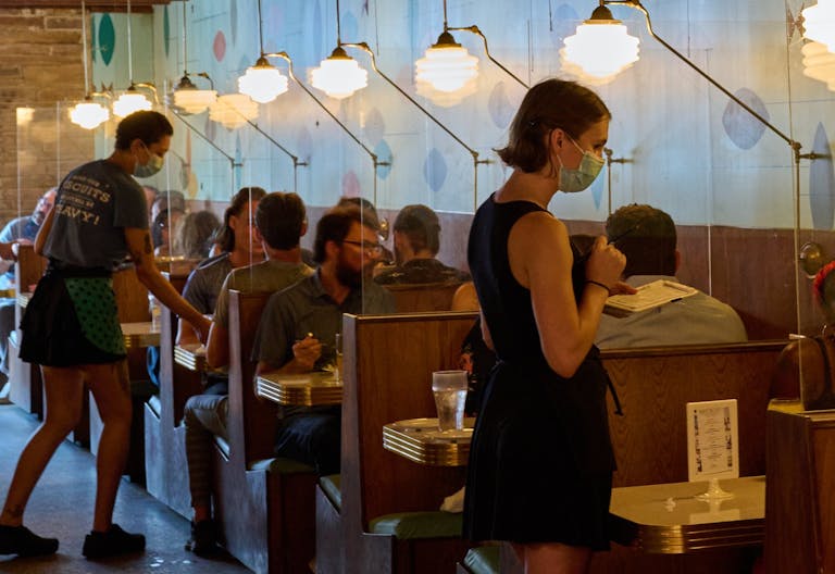 Mid Century Diner in East Austin - Image 4