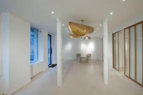 Paris 1er (Tuileries) - Espace pour Pop Up - Galerie (140 m2 + Sous sol 35 m2) - Image 2