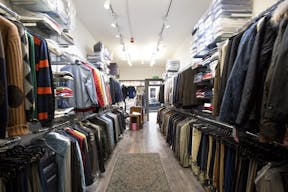 Pop-Up Shop on the Strand - Image 4