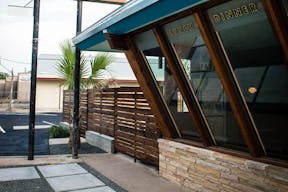 Mid Century Diner in East Austin - Image 8