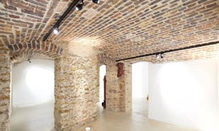 Boutique Paris - Image 3