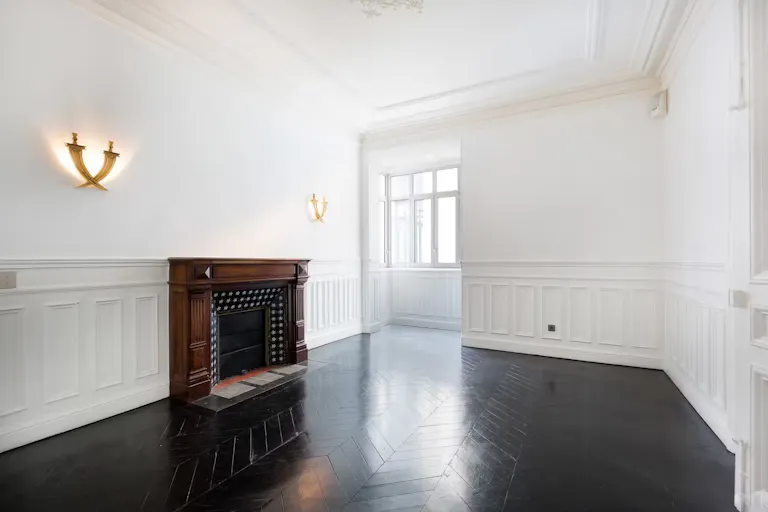 Chic Parisian Apartment – Fashion Showroom, Paris Champs-Élysées  - Image 1