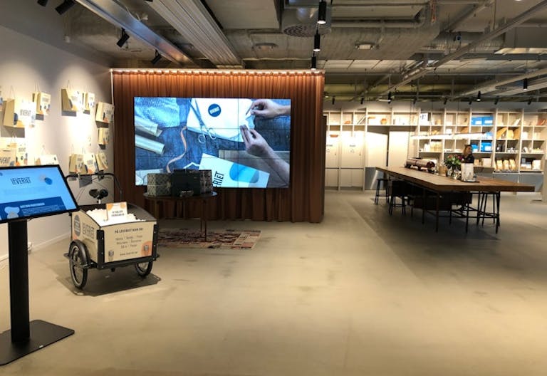 Sickla Centrum - Postal Pickup 'Leveriet' - Image 0