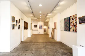 Sleek Art Gallery in Shoreditch - Image 3