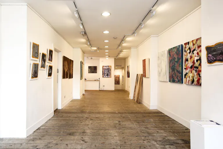 Sleek Art Gallery in Shoreditch - Image 3