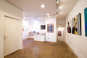 Sleek Art Gallery in Shoreditch - Image 4