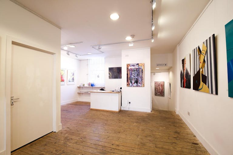 Sleek Art Gallery in Shoreditch - Image 4