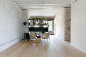 White Commercial Kitchen Photostudio - Image 2