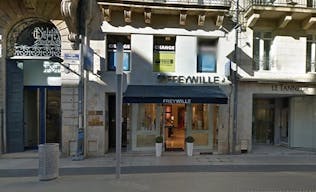 Boutique Shop for Rent - Bordeaux Downtown - Image 0