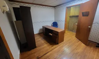 Multi-Office Space with lots of amenities! - Image 6