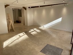 Galerie WHEAKO - Rue de Turenne - Le Marais - - Image 6