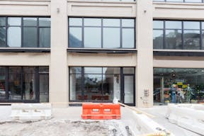 Vast Chelsea Retail Boutique - Image 3