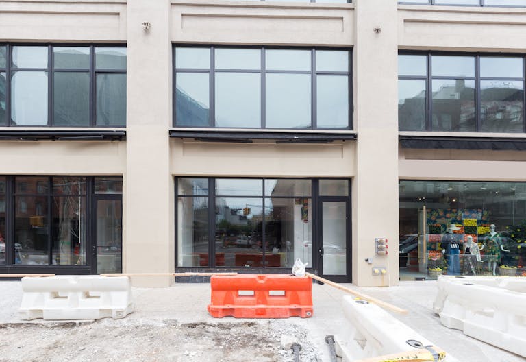 Vast Chelsea Retail Boutique - Image 3