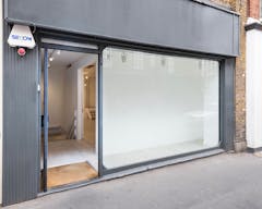 Trendy Showroom in Central London - Image 1