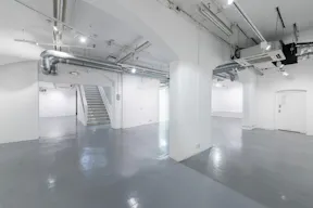 Trendy Showroom in Central London - Image 2
