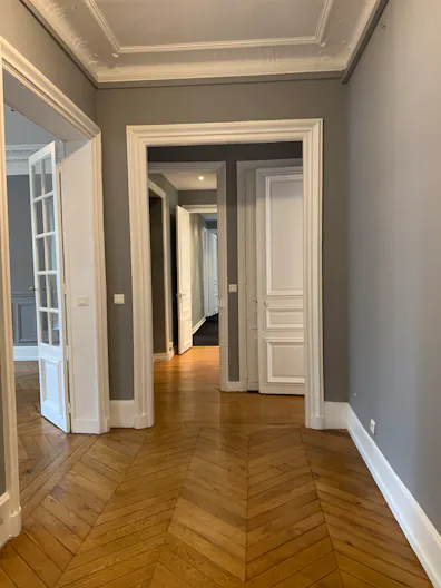 Élégant Showroom Haussmannien à Paris - Image 2