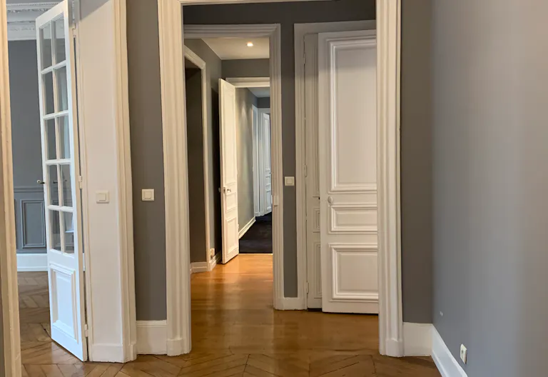 Élégant Showroom Haussmannien à Paris - Image 2