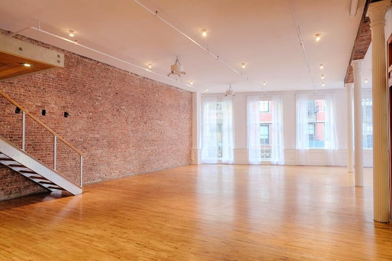 Loft Showroom in Gramercy Flatiron - Image 2