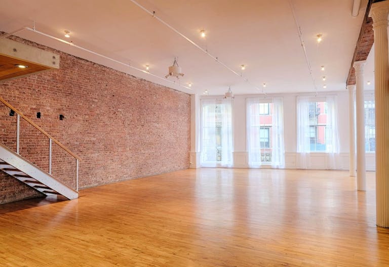Loft Showroom in Gramercy Flatiron - Image 2