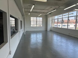 Professional Office Space in South LA - Image 2