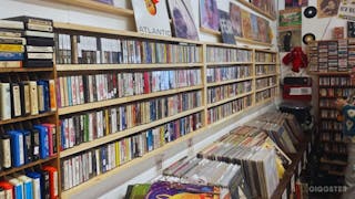 Store Stage at Nivessa Pico - Image 0