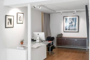 Art Gallery Space in Saint-Germain des Près - Image 2