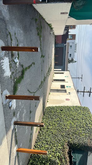 Unique Creative Retail/Experiential/Office - Apple LA headquarters - Image 1