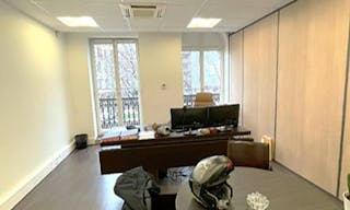 Office Space Boulevard De La Madeleine - Image 5